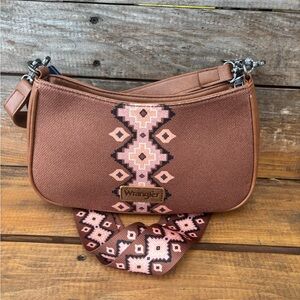 Nwt Wrangler Aztec Shoulder Bag